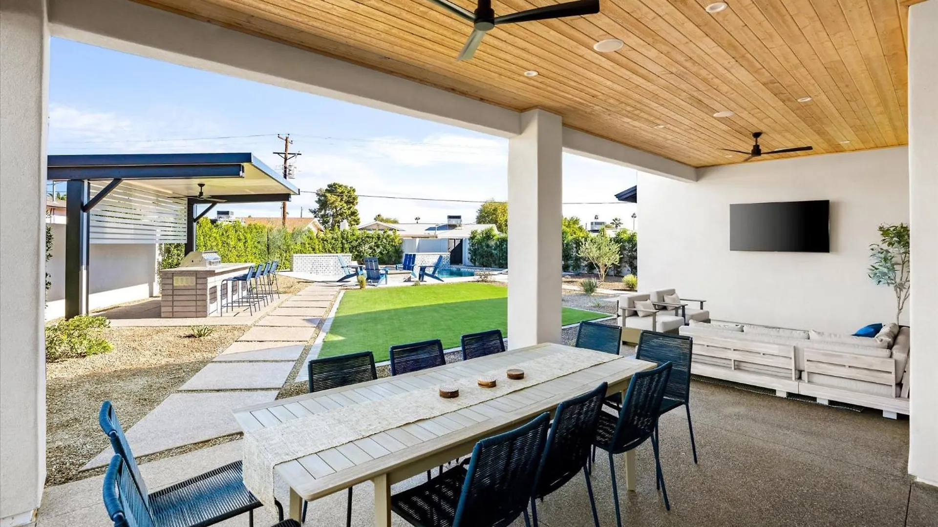 Luxe Villa, Private Pool Putting Green And Bbq Scottsdale Villa